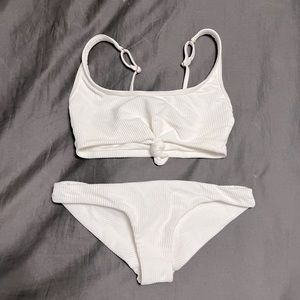 Frankie’s Bikini White Bikini Set